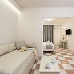 Ilios Hotel, Adults Only מלון