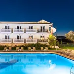 מלון Ilios Hotel, Adults Only 3*